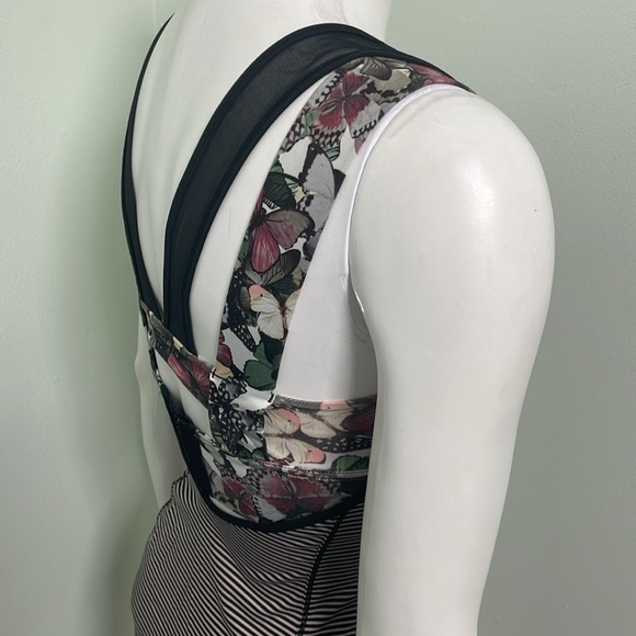 Lululemon Super Sport Tank Floral w/ Bra 4 - Picture 8 of 10